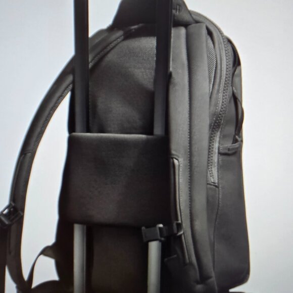 Away Active Daypack 20L - Picture 6 of 6